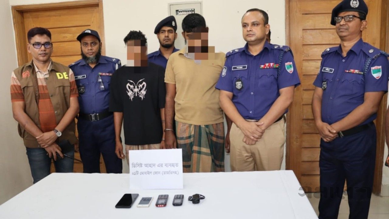 বাগেরহাটে একই পরিবারের তিনজনকে হত্যা: রহস্য উদ্ঘাটন, গ্রেপ্তার ৩