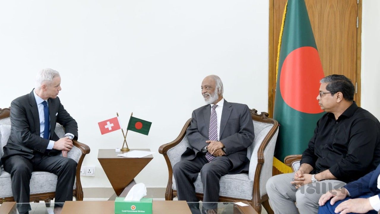 গণতন্ত্র প্রতিষ্ঠায় শক্তিশালী স্থানীয় সরকারের বিকল্প নেই: এলজিআরডি মন্ত্রী