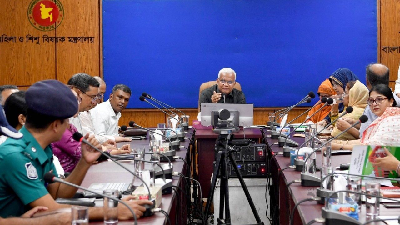 বাংলাদেশ শিশু একাডেমির সুবর্ণজয়ন্তী উদযাপন: প্রস্তুতি সভায় অংশগ্রহণ ও একাডেমি পরিদর্শন করলেন মহিলা ও শিশু বিষয়ক এবং সমাজকল্যাণ মন্ত্রী
