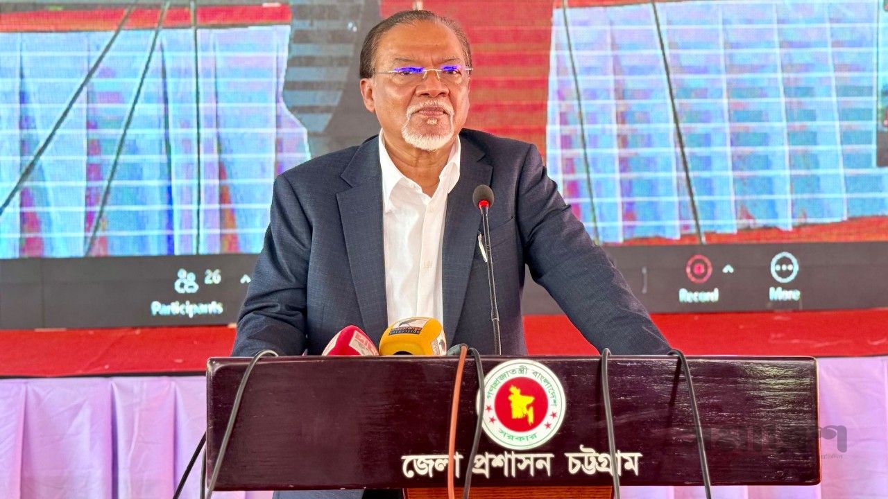 ২৫ কোটি বৃক্ষরোপণের লক্ষ্য উচ্চাভিলাষী নয়, প্রয়োজন জনগণের স্বত:স্থূর্ত অংশগ্রহণ: জনপ্রশাসন উপদেষ্টা