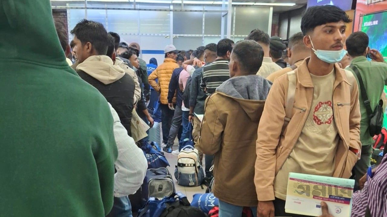 অনিয়মিত ১৭২ জন বাংলাদেশি নাগরিককে লিবিয়া বাংলাদেশে ফেরত পাঠিয়েছে
